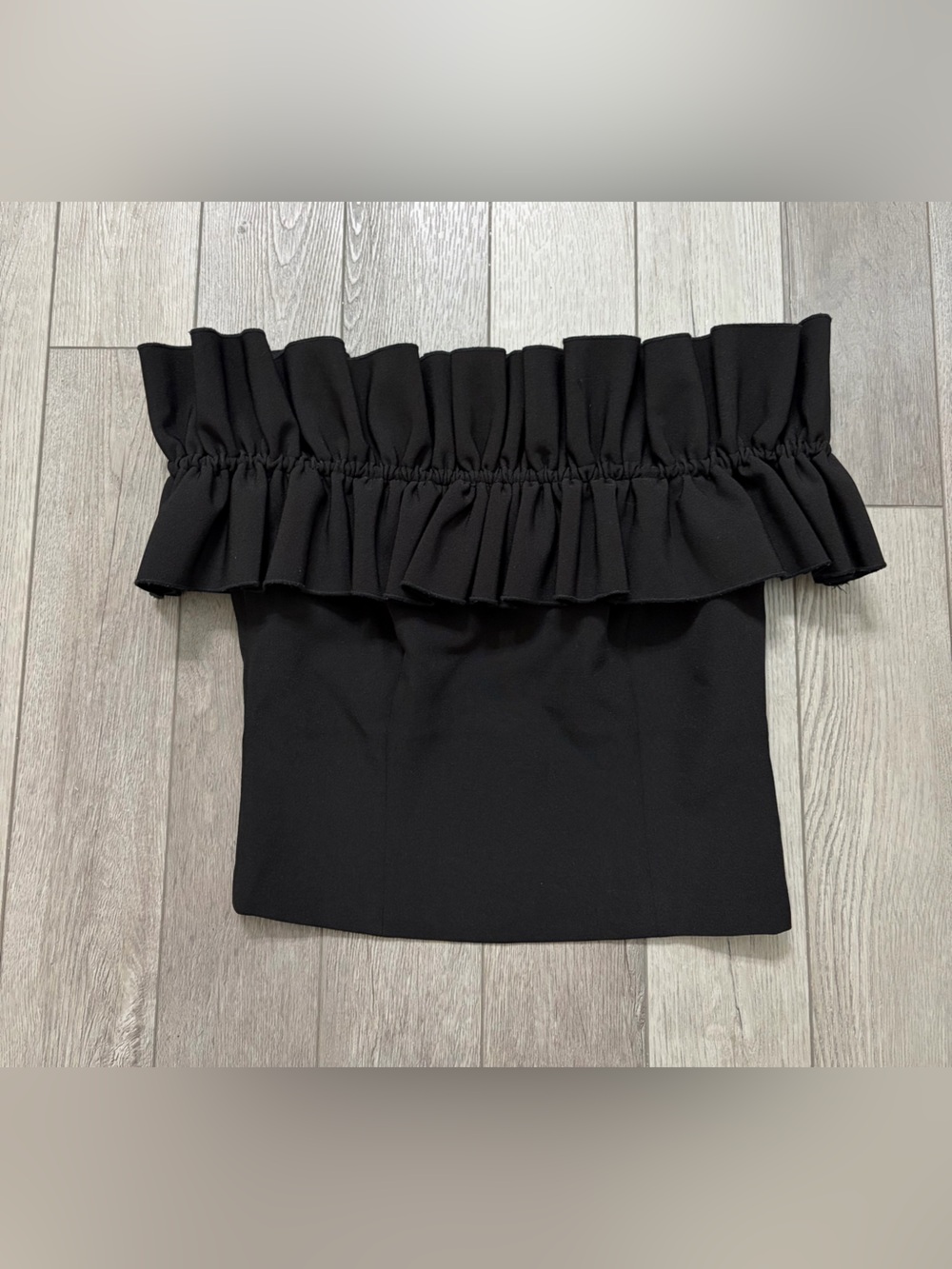 River Island Black Off-Shoulder Ruffle Top Size 4  XS/S